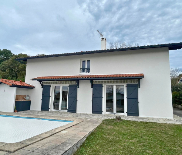 Ravalement de façade à Saintes