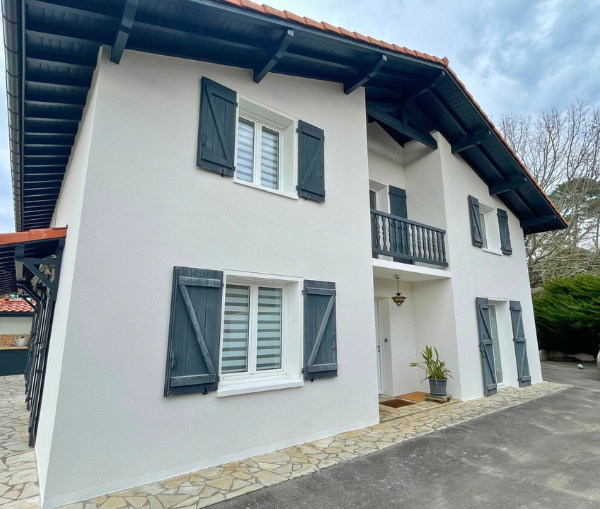 Ravalement de façade à Saintes